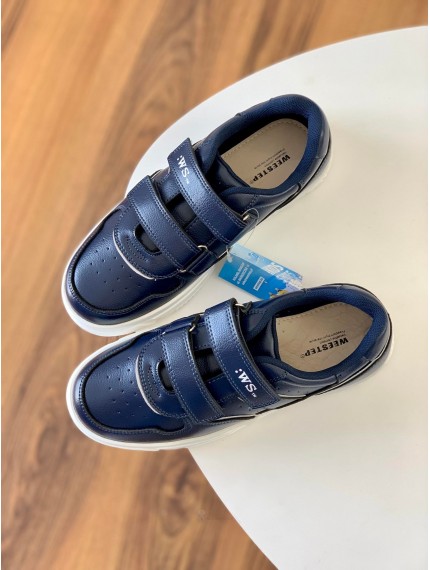 ДИТЯЧІ КРОСІВКИ WEESTEP BLUE ASTERIX ДИТЯЧІ КРОСІВКИ WEESTEP BLUE ASTERIX