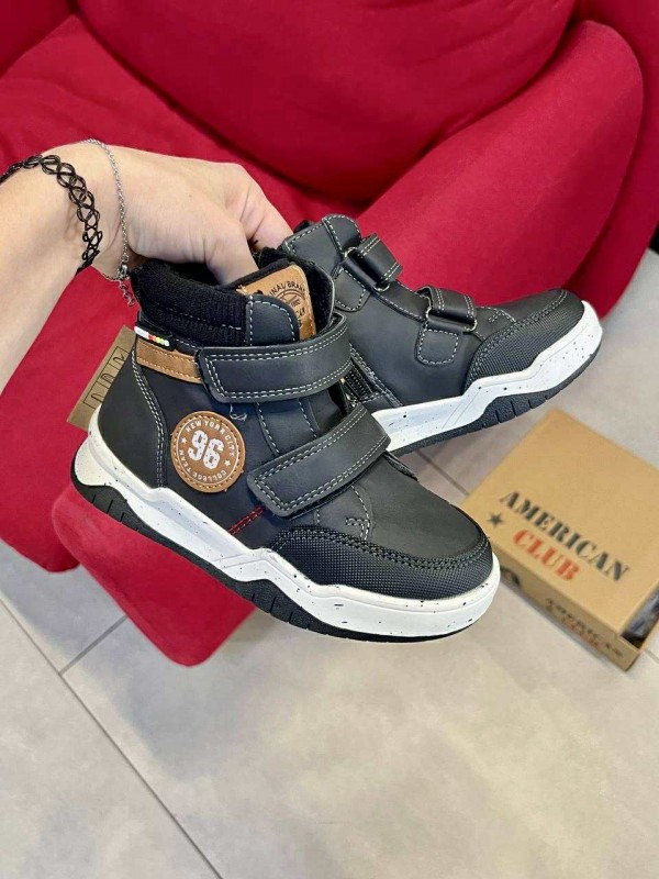 ДИТЯЧІ ЧЕРЕВИКИ AMERICAN CLUB BLACK APPY