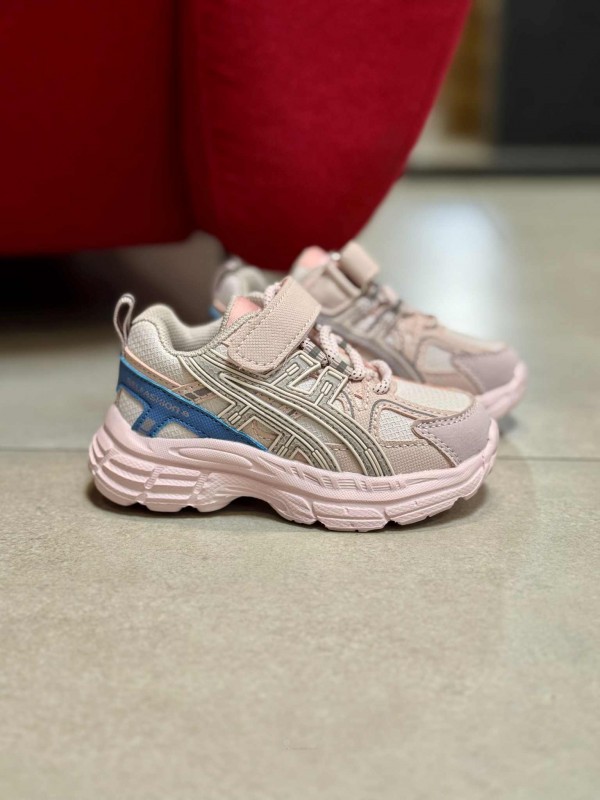 ДИТЯЧІ КРОСІВКИ ROSE SWITS