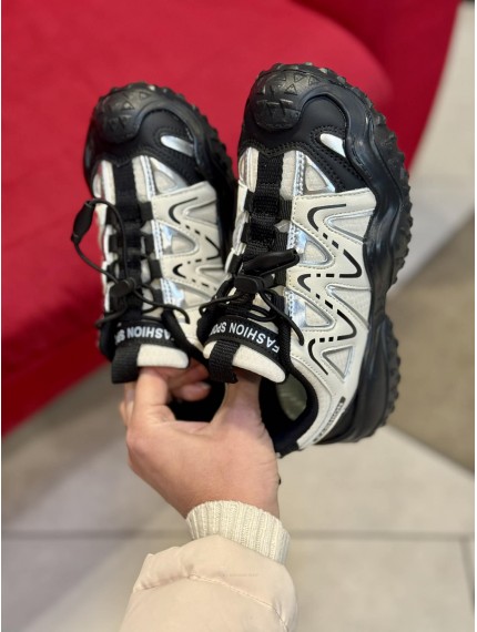 ДИТЯЧІ КРОСІВКИ UNISEX ДИТЯЧІ КРОСІВКИ UNISEX