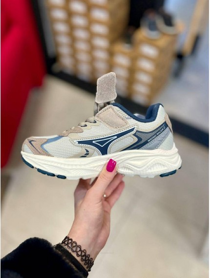 ДИТЯЧІ КРОСІВКИ ДЛЯ ХЛОПЧИКА ДИТЯЧІ КРОСІВКИ ДЛЯ ХЛОПЧИКА