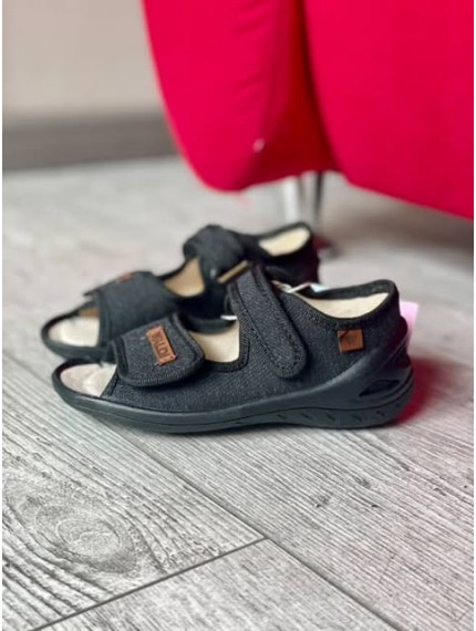 ДИТЯЧІ ТАПОЧКИ WALDI АDАM BLACK ДИТЯЧІ ТАПОЧКИ WALDI АDАM BLACK