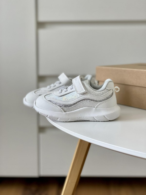 ДИТЯЧІ КРОСІВКИ WEESTEP OSKARIO
