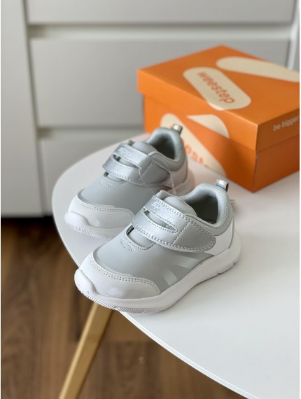 ДИТЯЧІ КРОСІВКИ WEESTEP MAURELL ДИТЯЧІ КРОСІВКИ WEESTEP MAURELL